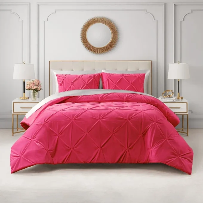Kiss Pleat Micromink Comforter Set
