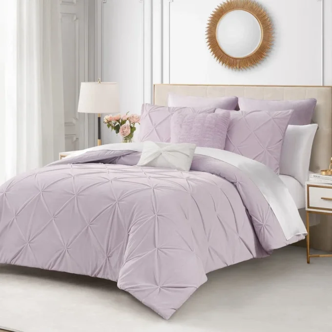 Kiss Pleat Micromink Comforter Set with Decorative Pillows Kiss Pleat Micromink Comforter Set with Decorative Pillows