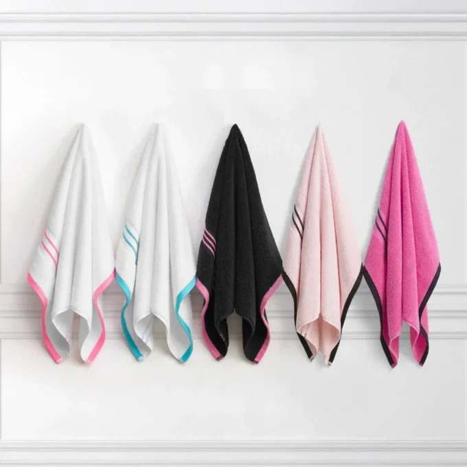 Neon Border Bath Towel Set