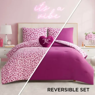 Plush Reversible Leopard Hearts Comforter Set