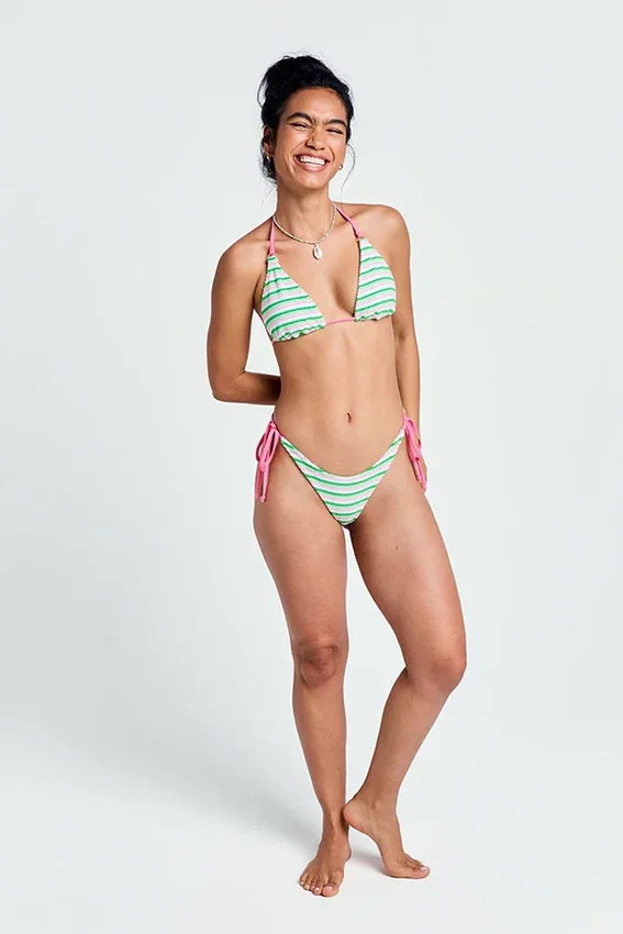 Roxy X Juicy Tiki Triangle Bikini Top Roxy X Juicy Tiki Triangle Bikini Top
