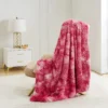 Shaggy Faux Fur Plush Blanket Shaggy Faux Fur Plush Blanket